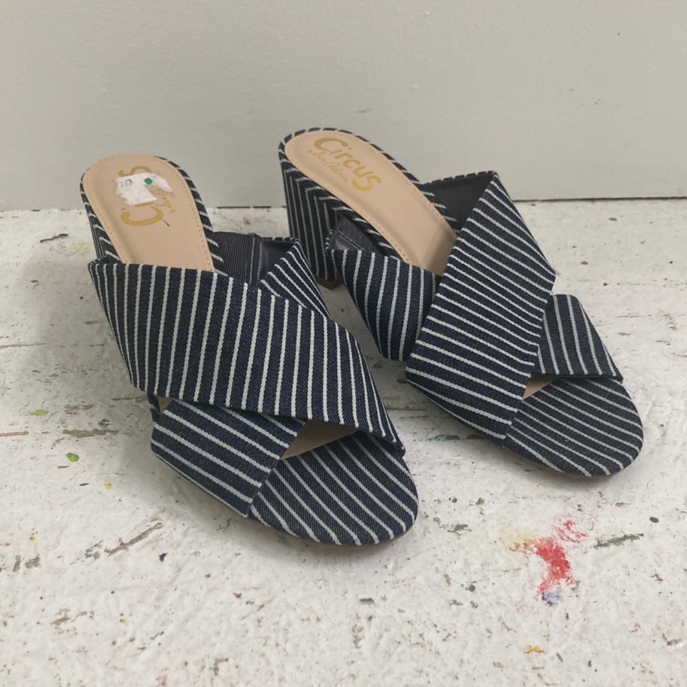 Circus by Sam Edelman dark denim/black and white stripe heal sandal sz 9.5